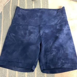 Lululemon bike shorts